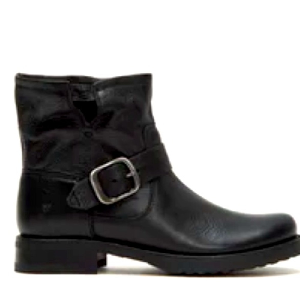Great condition black Frye moto boots!